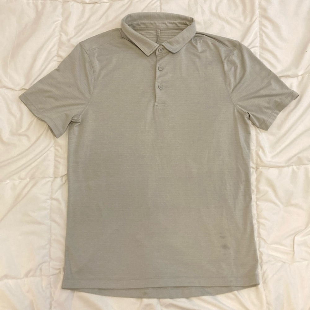 Lululemon Men's Polo Shirt in Heathered Sea Salt Size  M